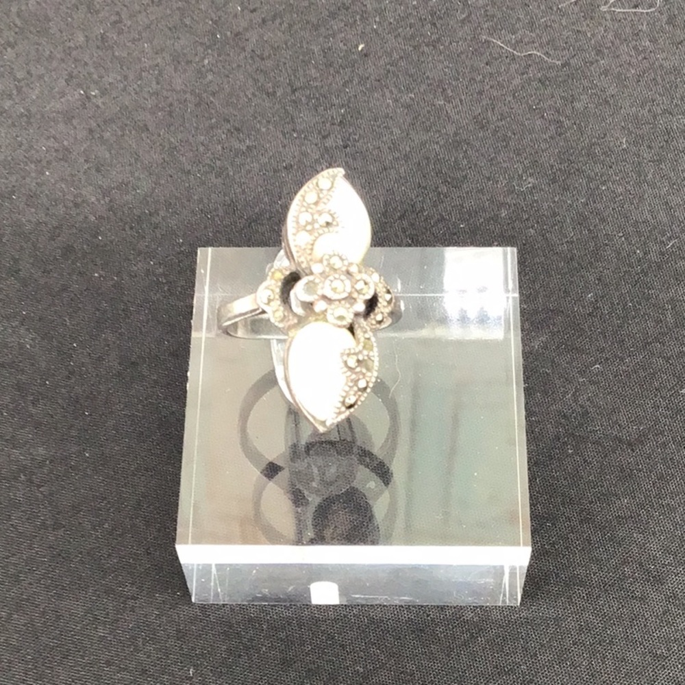 Marcesite with white opal Ring